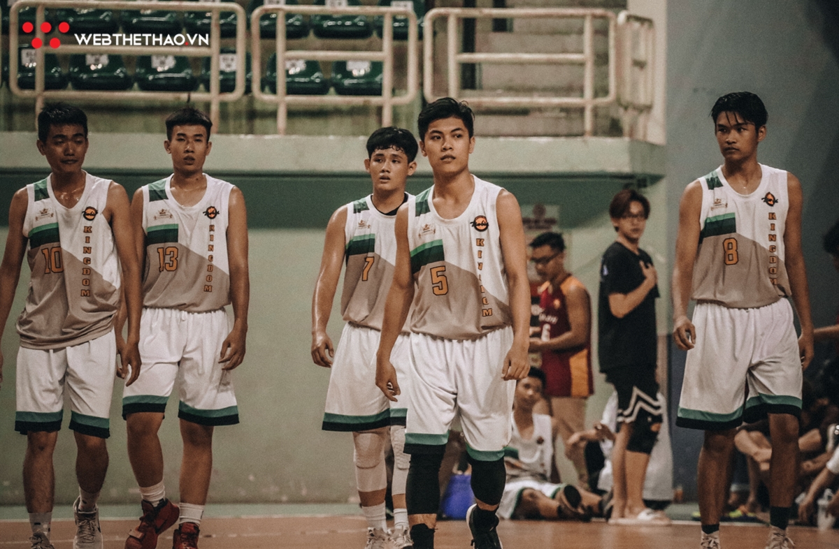 Chung kết nam giải Hạng A TP HCM 2019: Mưa 3 điểm đưa Quận 5 lên ngôi vô địch Chung kết nam giải Hạng A TP HCM 2019: Mưa 3 điểm đưa Quận 5 lên ngôi vô địch